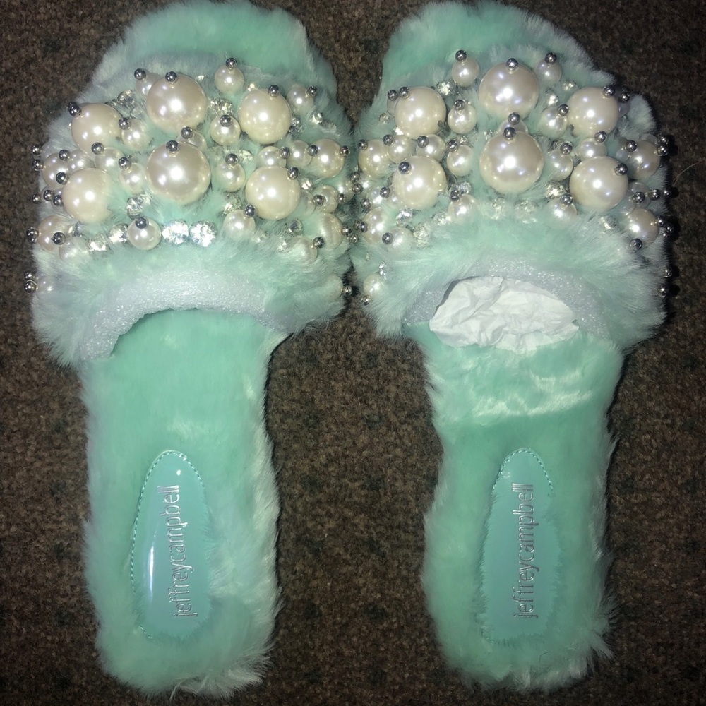 Jeffrey Campbell “Facil Slides”